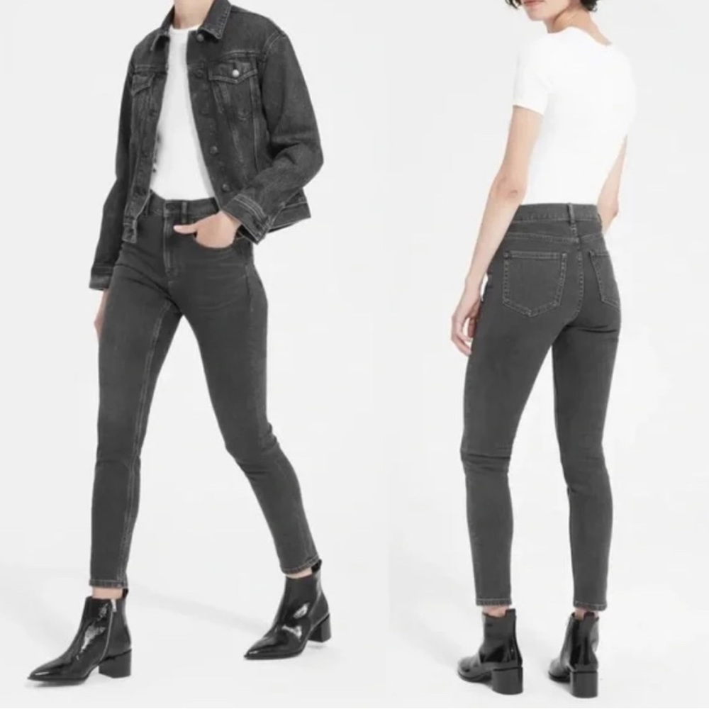 Everlane Mid Rise Ankle Jeans in Washed Black Denim Cropped Sz 31